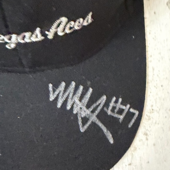 Las Vegas Aces Black Cap Autographed - Picture 2 of 3